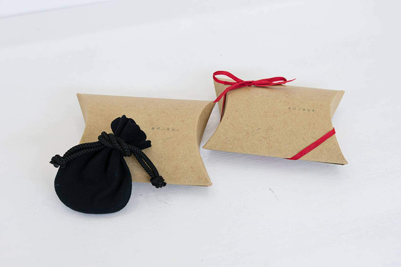 アロママスクチャーム | 糸島アロマペンダント・ガラスアクセサリー