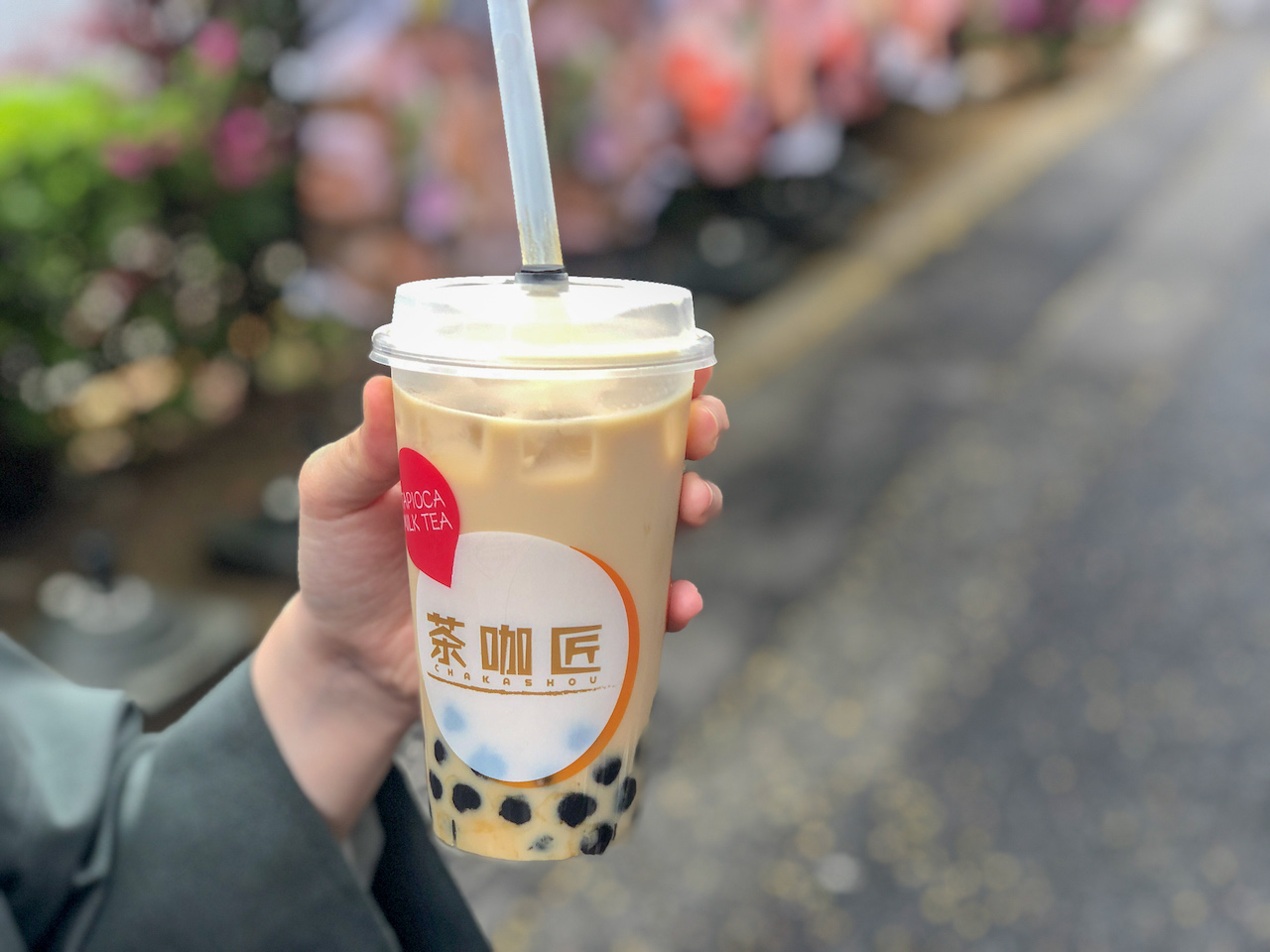 神保町】話題のタピオカ店「茶咖匠 」が登場！連日大盛況の店舗を現地