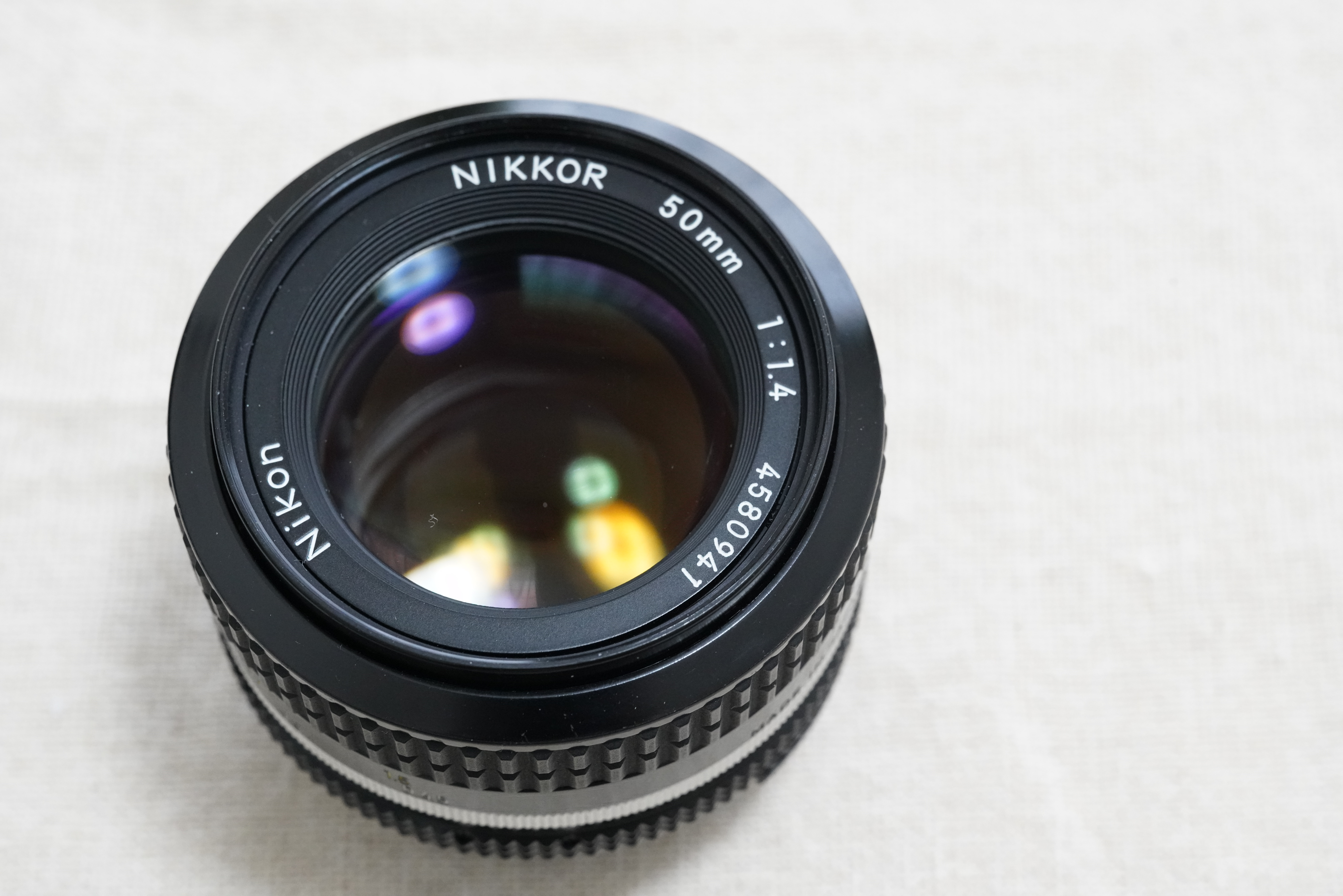 不変のFマウント。ニコンのAI Nikkor 50mm f/1.4Sをレビュー。