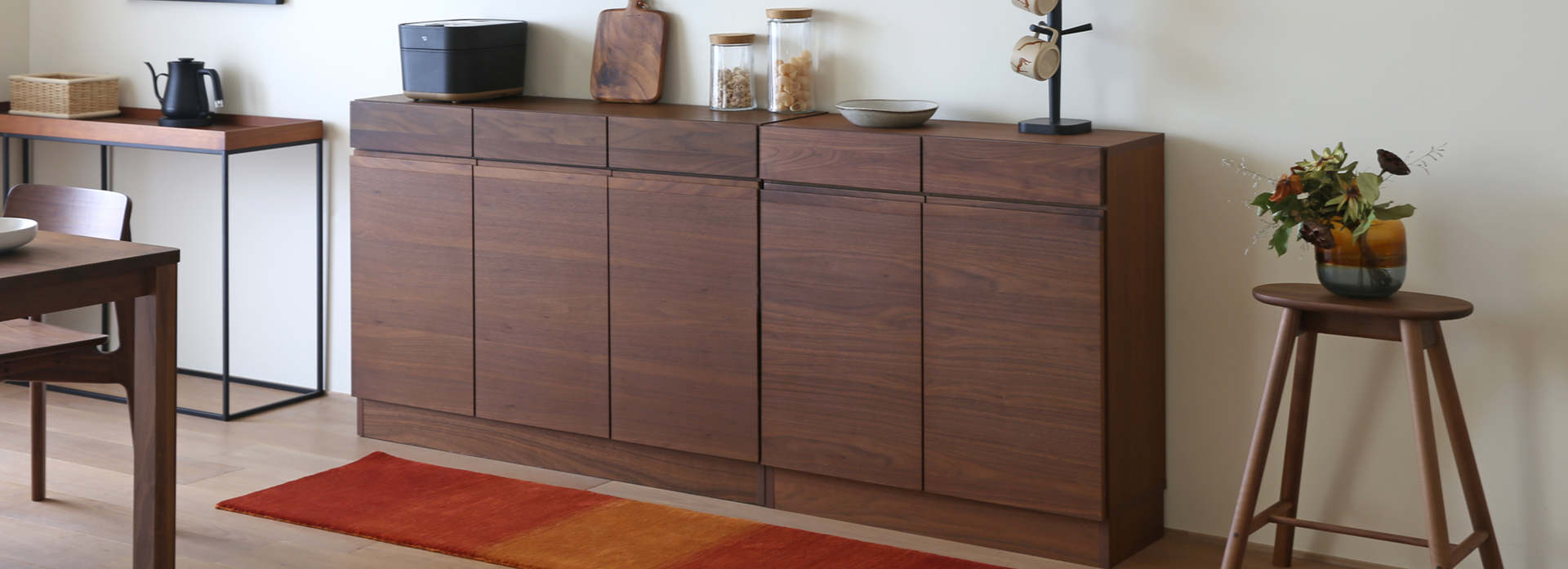 レッチェ 80薄型キャビネット WALNUT (W80xD30xH87cm)税込￥88,000