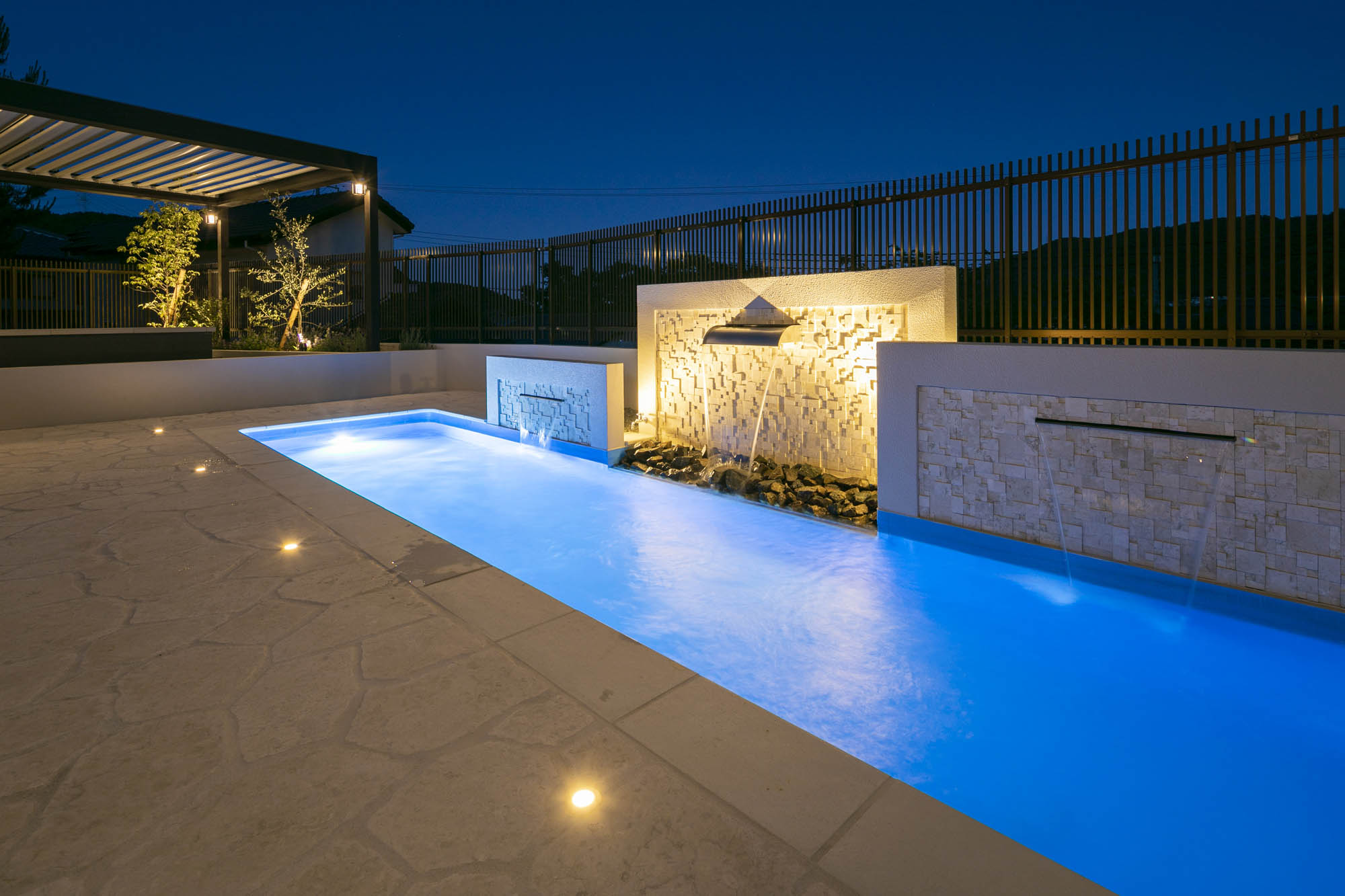 ウォーターガーデン | 屋外照明なら「株式会社タカショーデジテック」