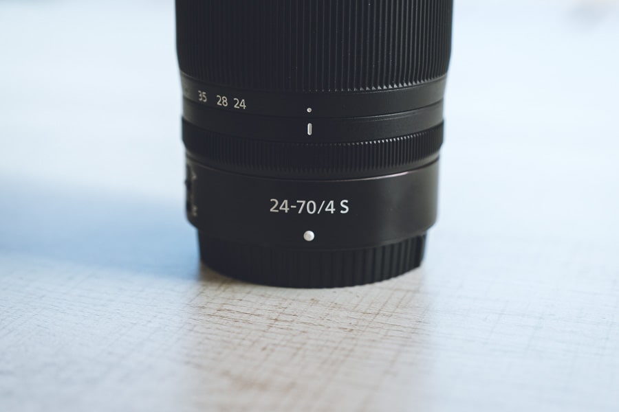 ニコンNIKKOR Z 24-70mm f/4 Sはキットレンズ以上の能力を持つ標準