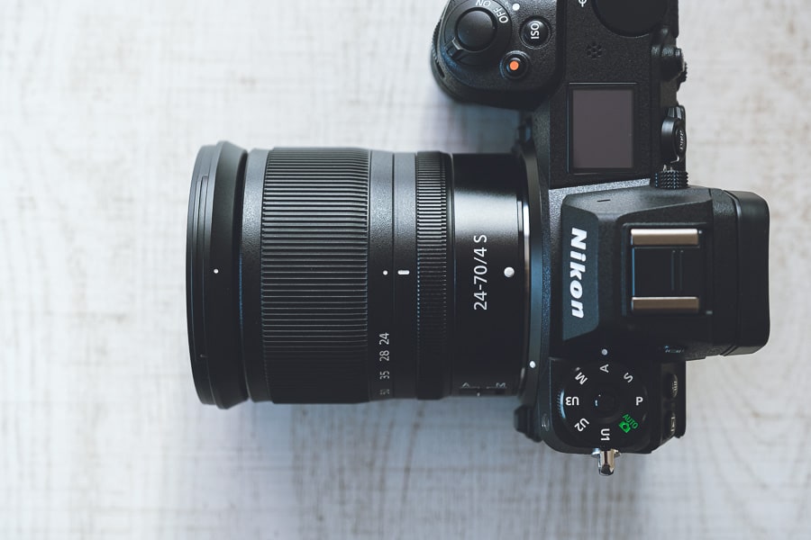 ニコンNIKKOR Z 24-70mm f/4 Sはキットレンズ以上の能力を持つ標準
