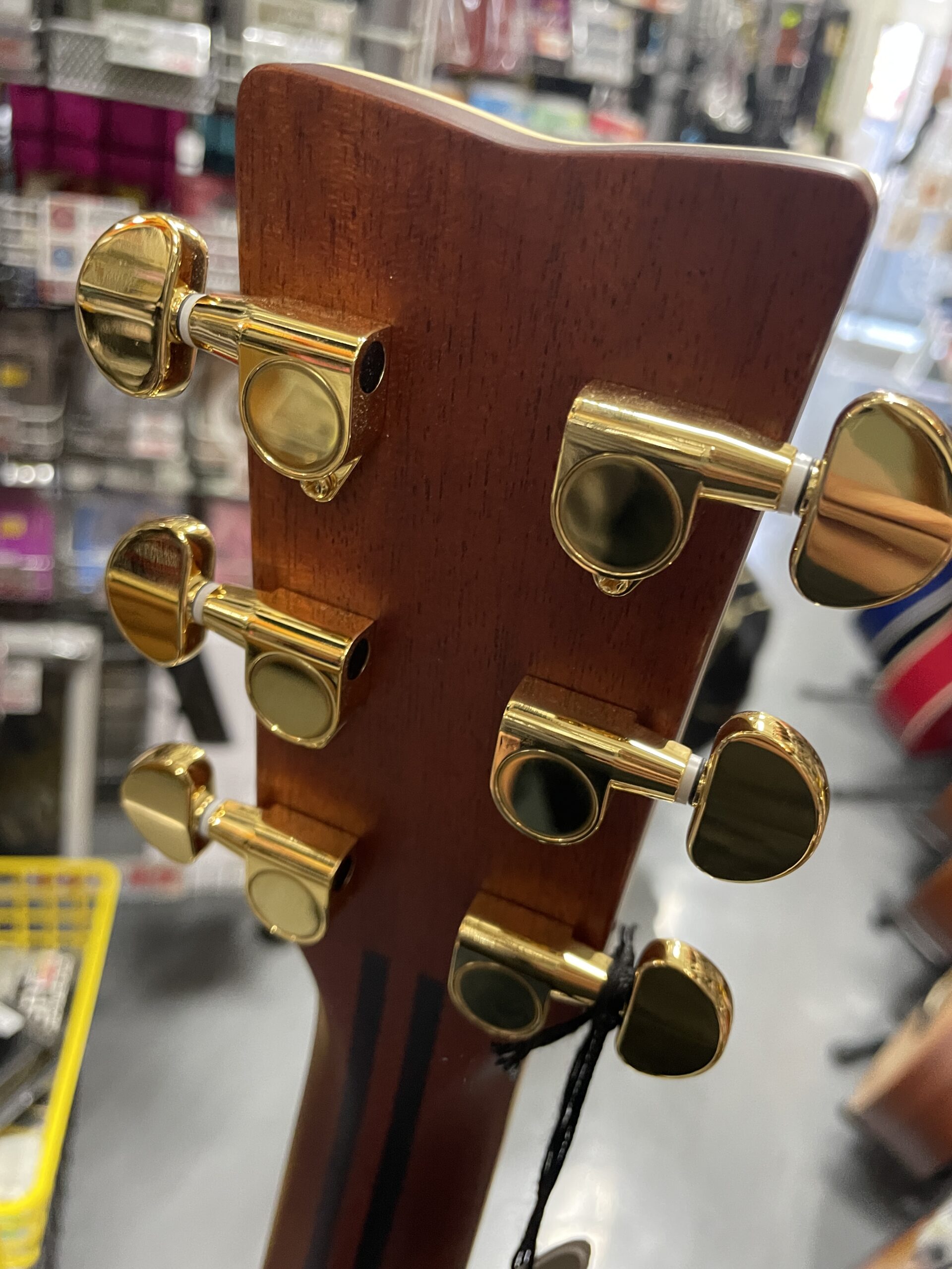 LL6 ARE NT | 高良レコード店 楽器部