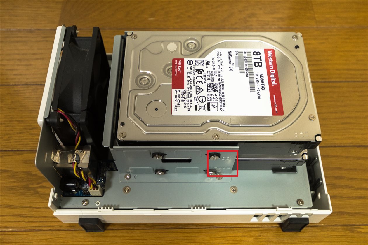 SynologyのNAS「ds216j」のHDDを交換して容量を拡張する