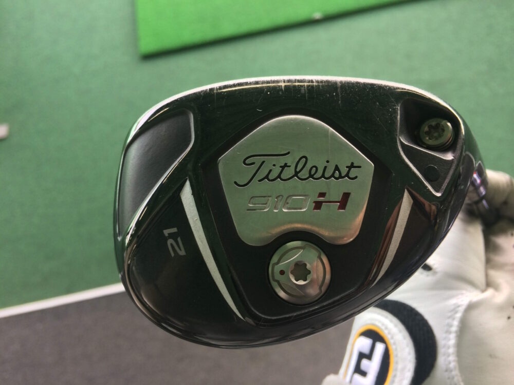 ピンをデッドに狙う玄人向け名器 910Hユーティリティ（タイトリスト
