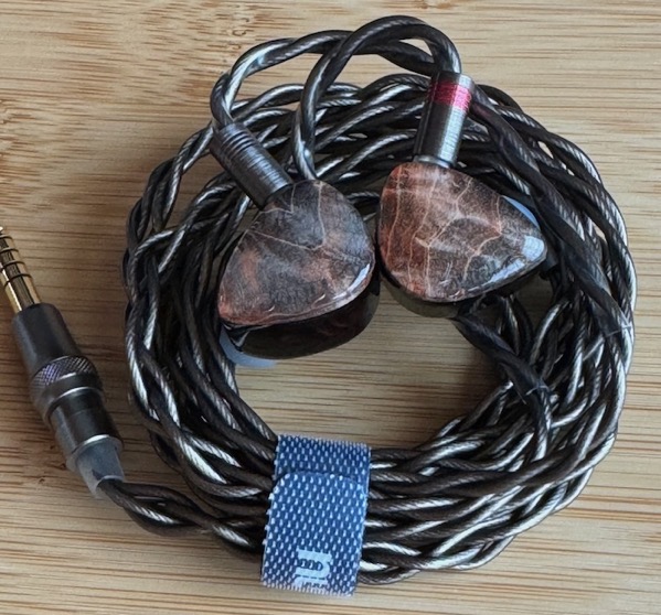 DUNU x Gizaudio Davinci | Tak's Weblog