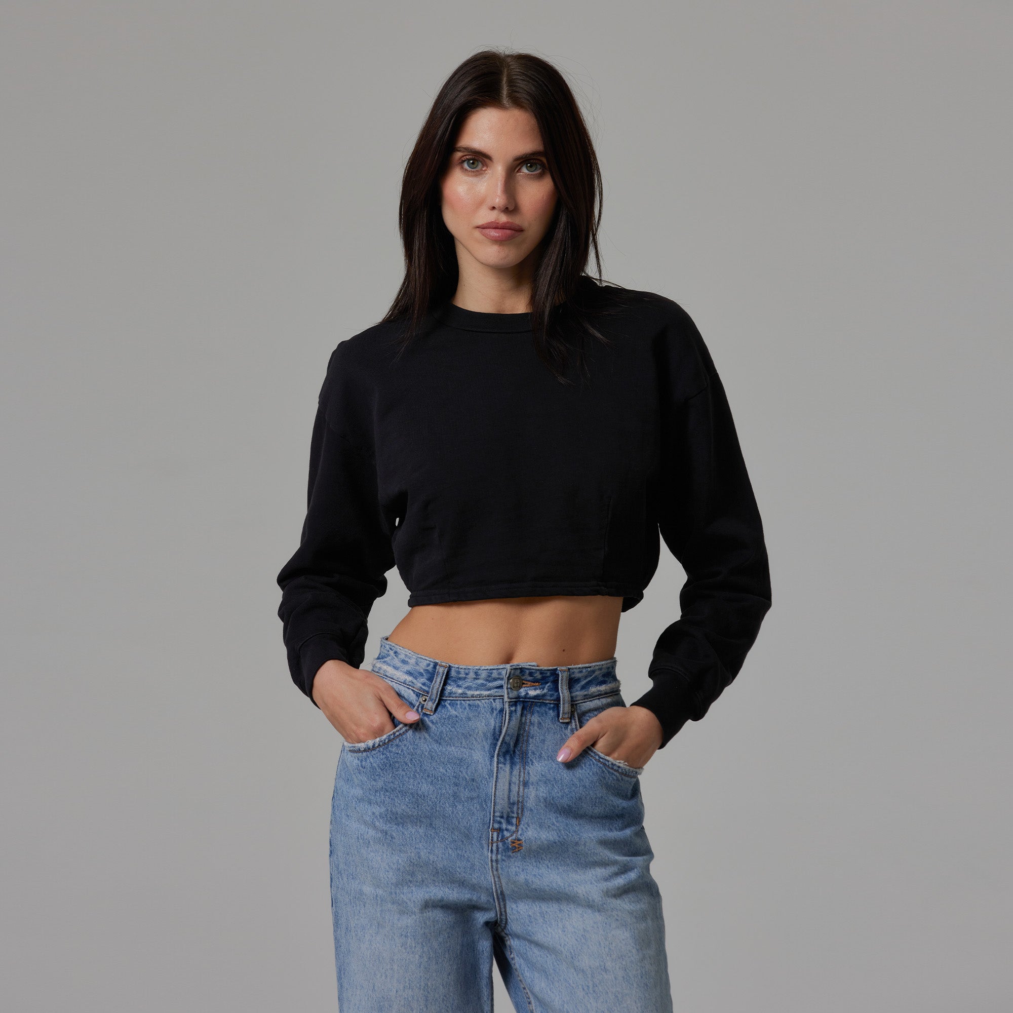 Talentless | Women's Crop Dart Lightweight Crewneck