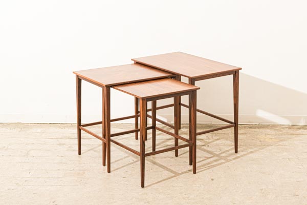 北欧家具talo デンマーク製. ビンテージ ネストテーブル