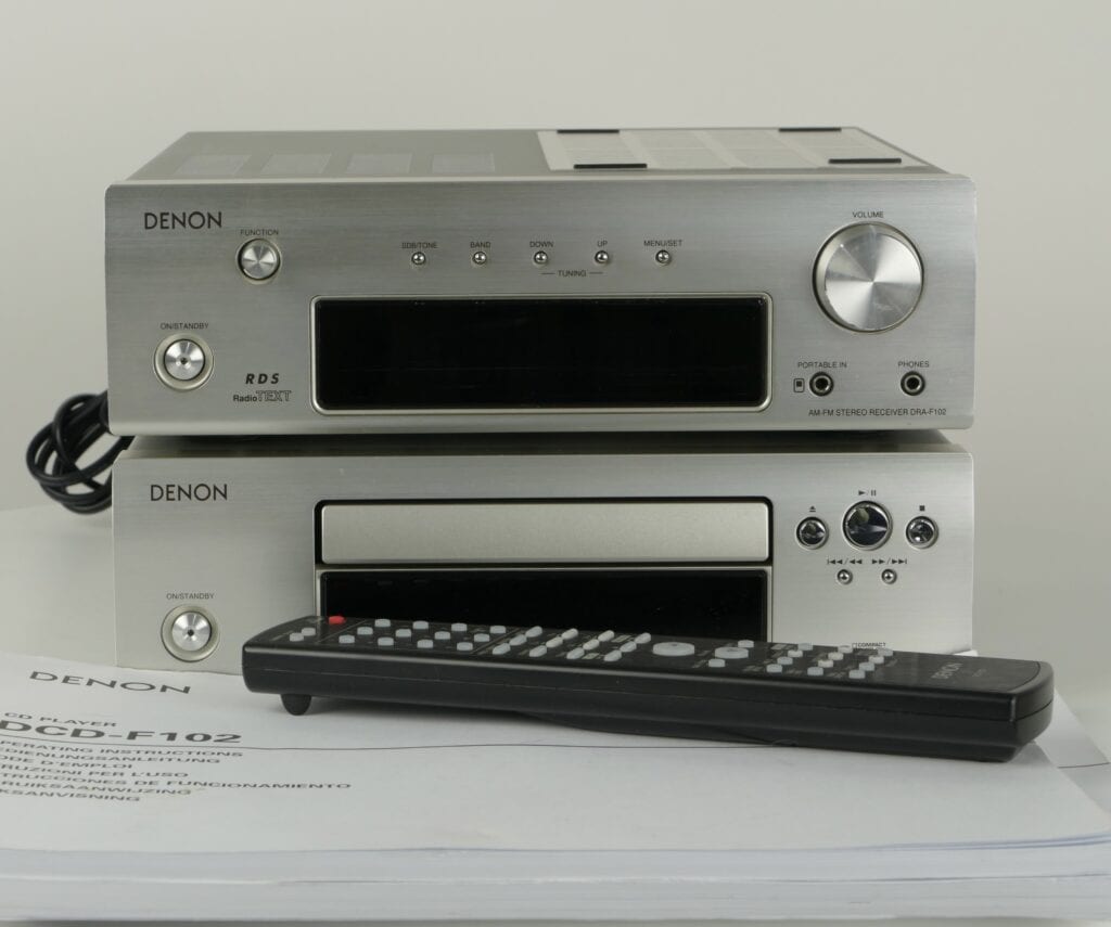 Denon DRA F102 Receiver, Denon DCD F102 CD Player - Taste For Audio