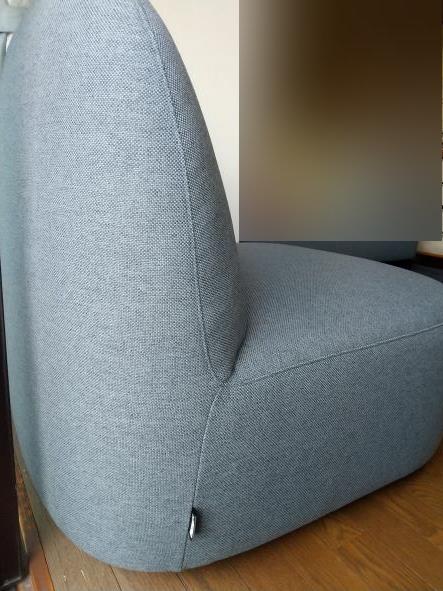 宇治市へ カリモクニュースタンダードの ポーラーラウンジチェアLを