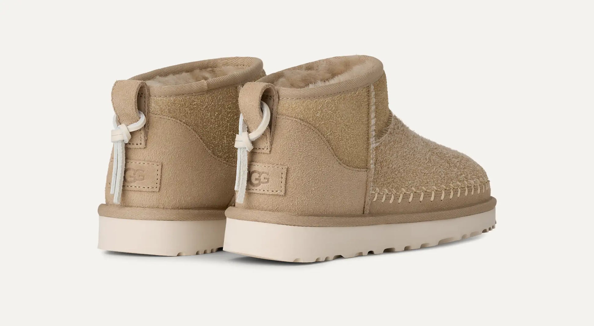 UGG Boots Modell W Classic Ultra Mini Biarritz Beige Senfkorn für