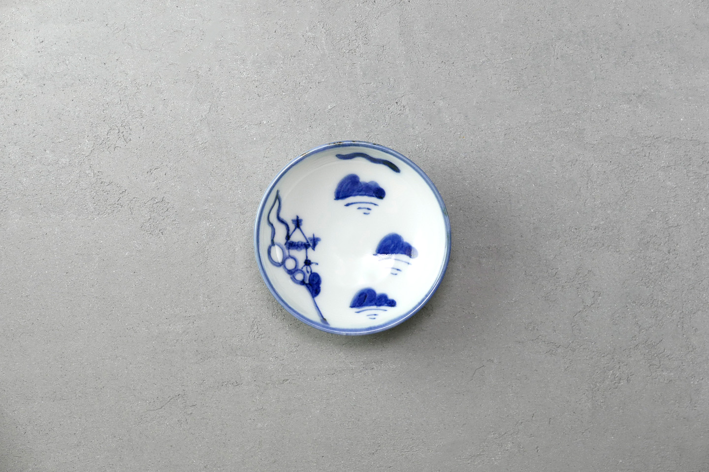 古染山水 平盃 - 【公式】田代陶器店 TASHIRO TOUKITEN オンラインショップ