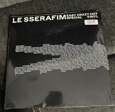 LE SSERAFIM - 'EASY-CRAZY-HOT' SPECIAL VINYL (Target Exclusive, 2