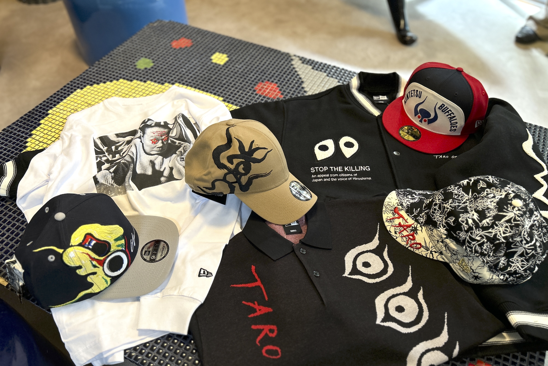 NEWERA×岡本太郎 2025年秋冬コレクションが登場！！ | 岡本太郎記念館