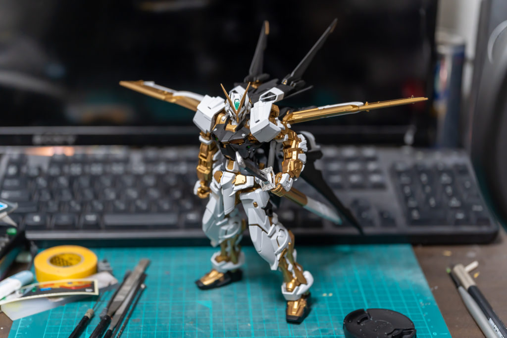 MG ガンダムアストレイ ゴールドフレーム その1 | ten-katsu丼