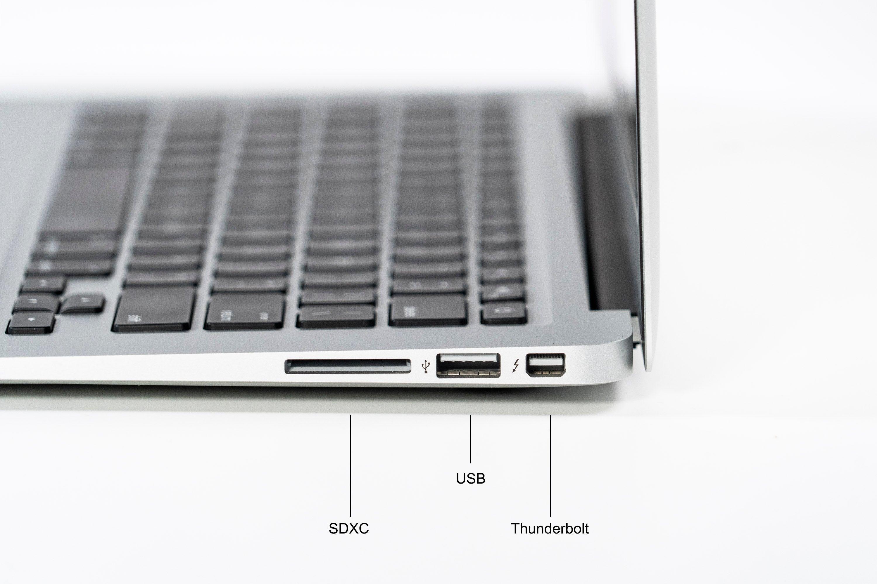 2013 Apple MacBook Air Laptop 11-inch – 1.3GHz Intel i5 4GB RAM 256GB