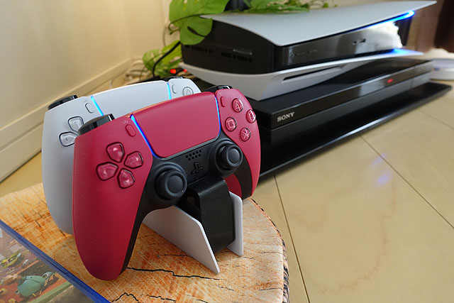 PS5用 DualSense ワイヤレスコントローラー『コズミック レッド』開梱