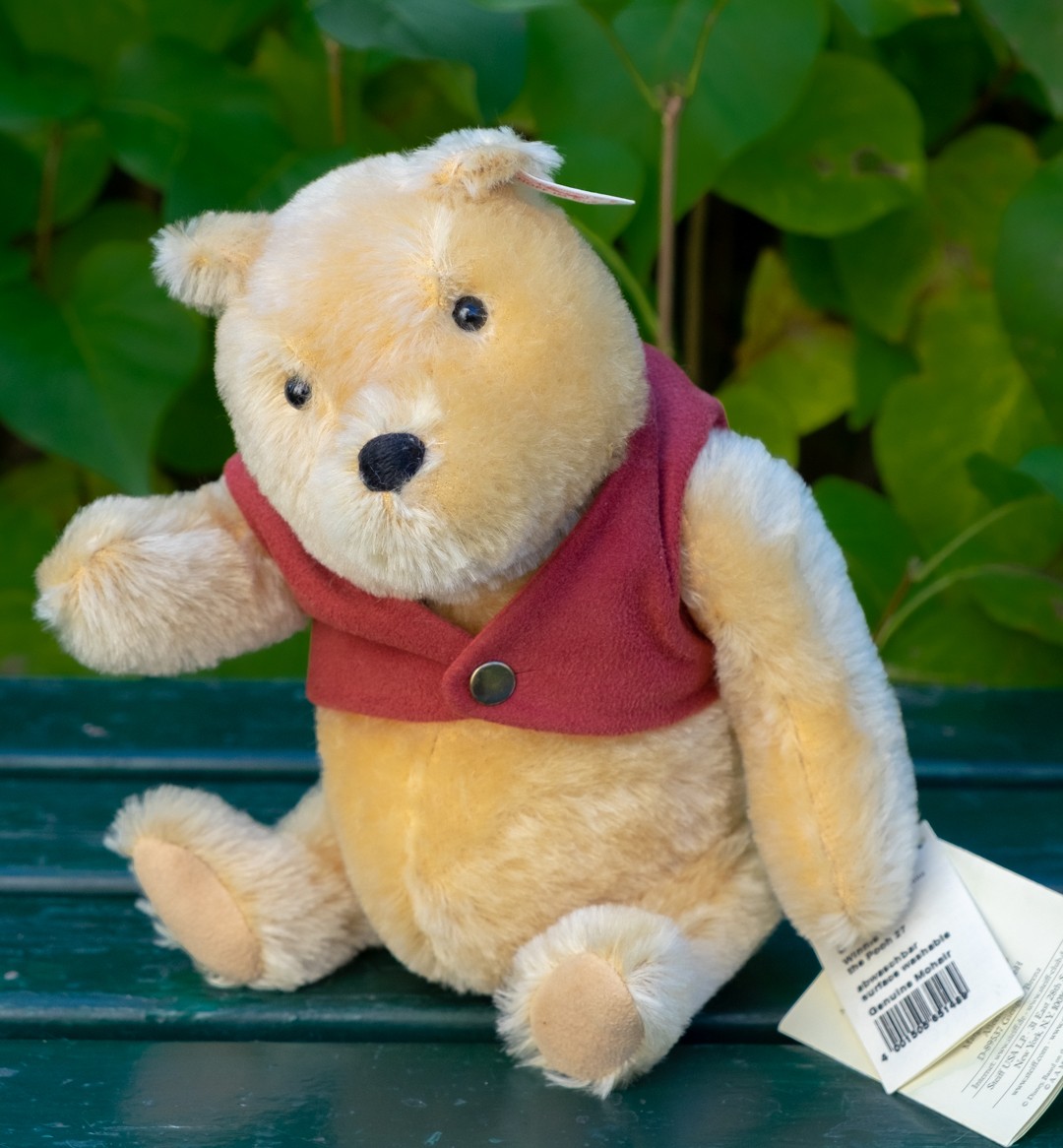 Winnie-the-Pooh – Steiff – Year 1999 – Ltd. ed. of 10,000 pcs