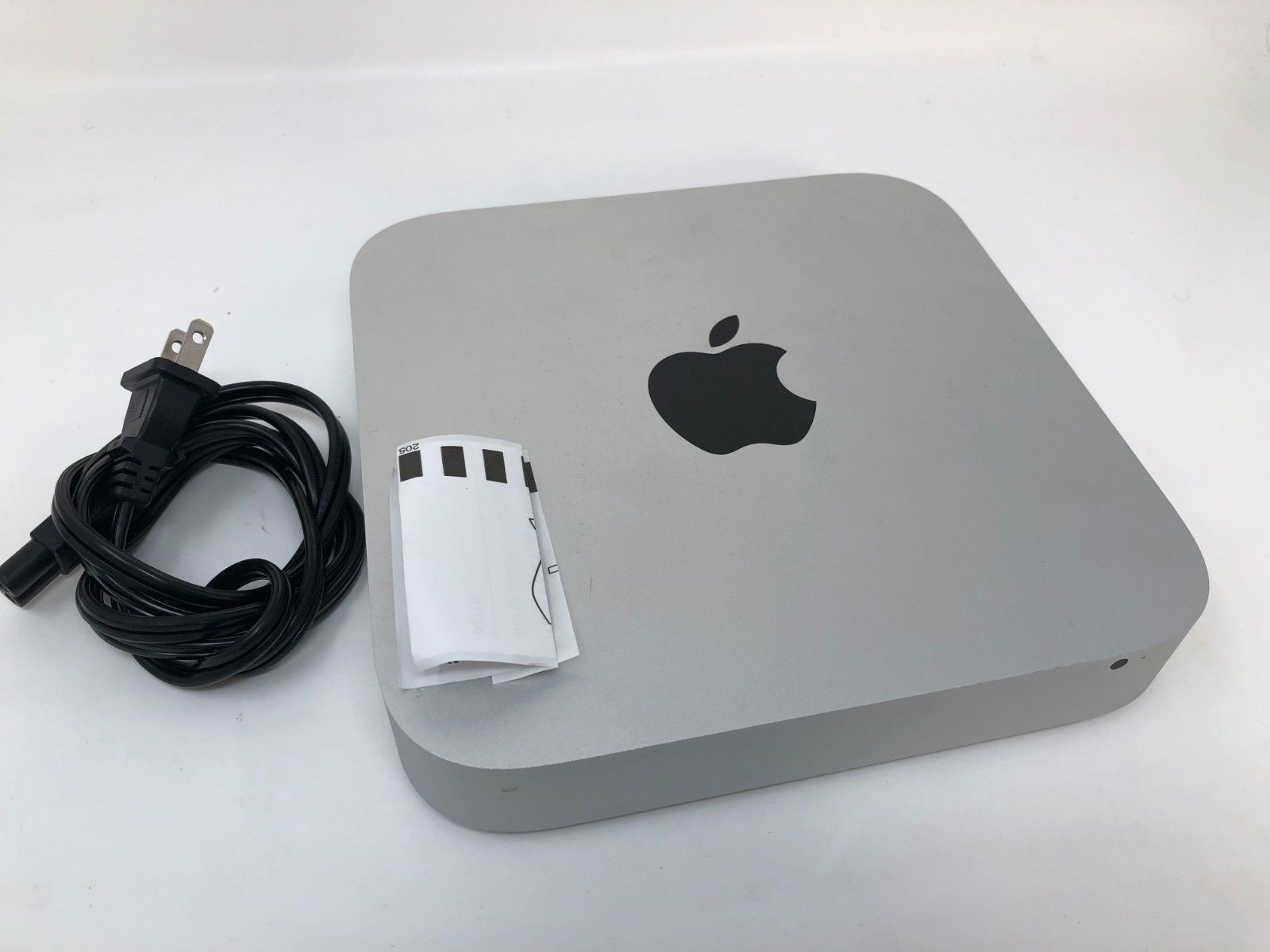 Sleek and Efficient Late 2014 Mac Mini Desktop Computer