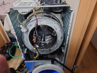 パナソニック、ドラム式洗濯機(NA-LX113A)、東京都世田谷区で分解清掃