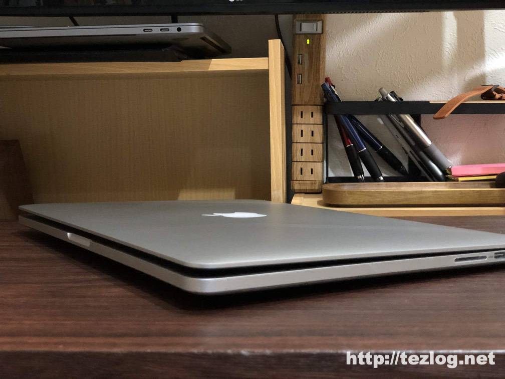 Apple神対応！コーティングの剥がれとバッテリーの膨張で変形した4年