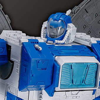 国内：タカラトミーモール限定】GENERATION SELECTS オートボット