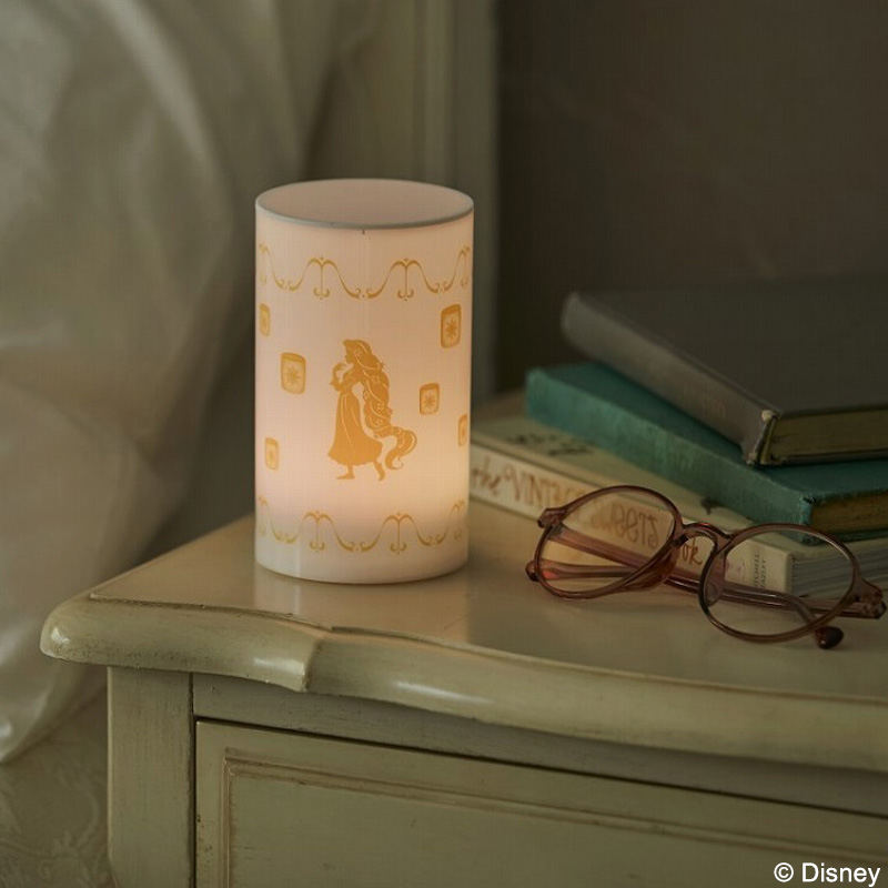 5色に光る！ Disney 塔の上のラプンツェル ランタンライトBOOK│宝島社