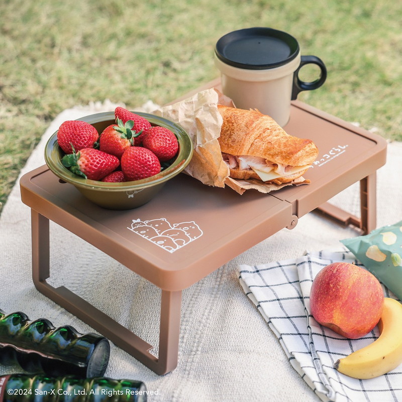 すみっコぐらし 折りたたみミニテーブルBOOK BROWN ver.│宝島社の通販