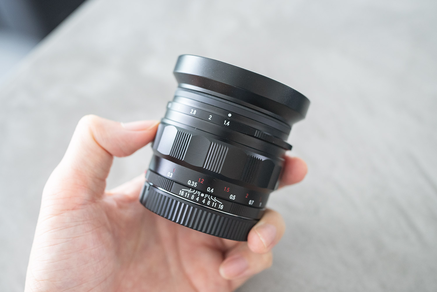 作例付きレビュー】最高にコンパクト。最高にクラシカルなレンズ