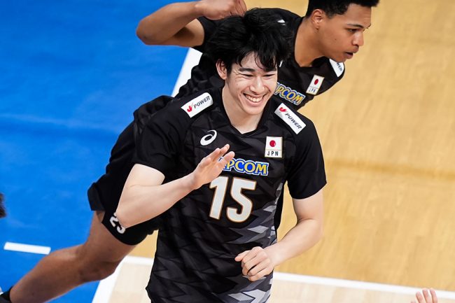 男子バレー日本16得点の20歳甲斐優斗「思い切り腕を…」 3-0完勝で世界2