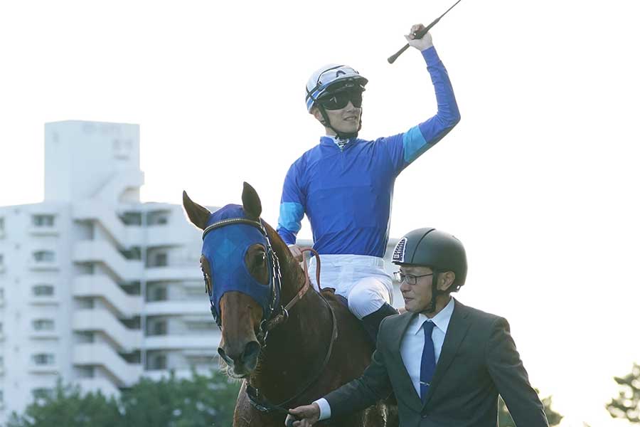 こんなん泣くわ…」 有終の美レモンポップに騎手がかけ続けた言葉に