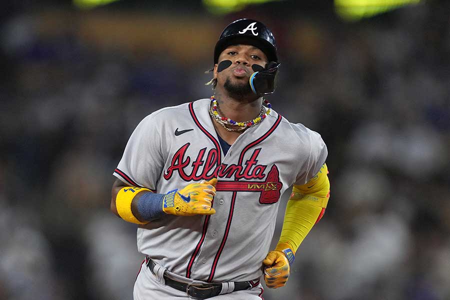 MLB初「30-60」達成の日に突然挙式、たった1日で準備したアクーニャJr