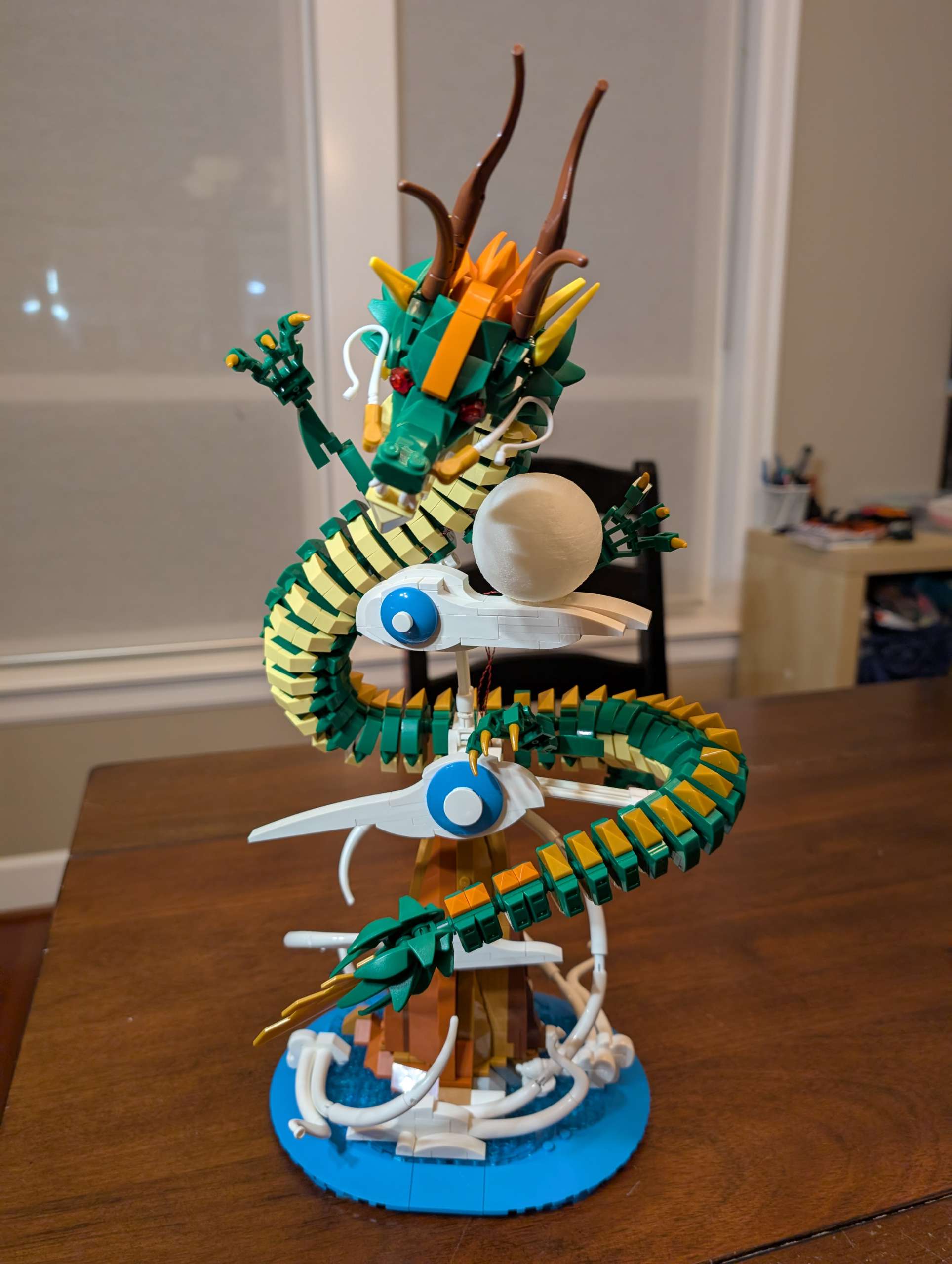 JMBricklayer Cloud Surfing Dragon 70007 review - The Gadgeteer