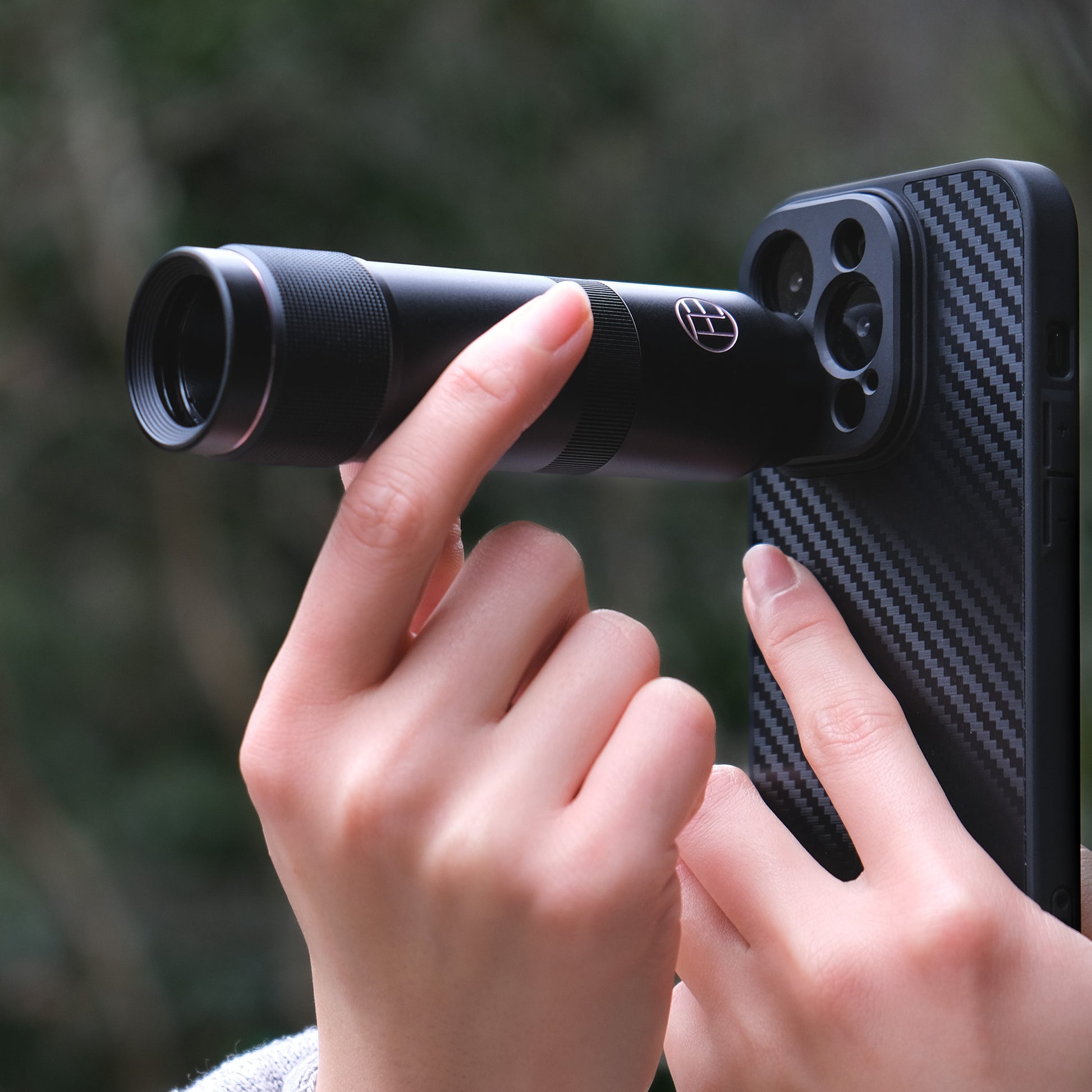 THE emo_TELEPHOTO_6x