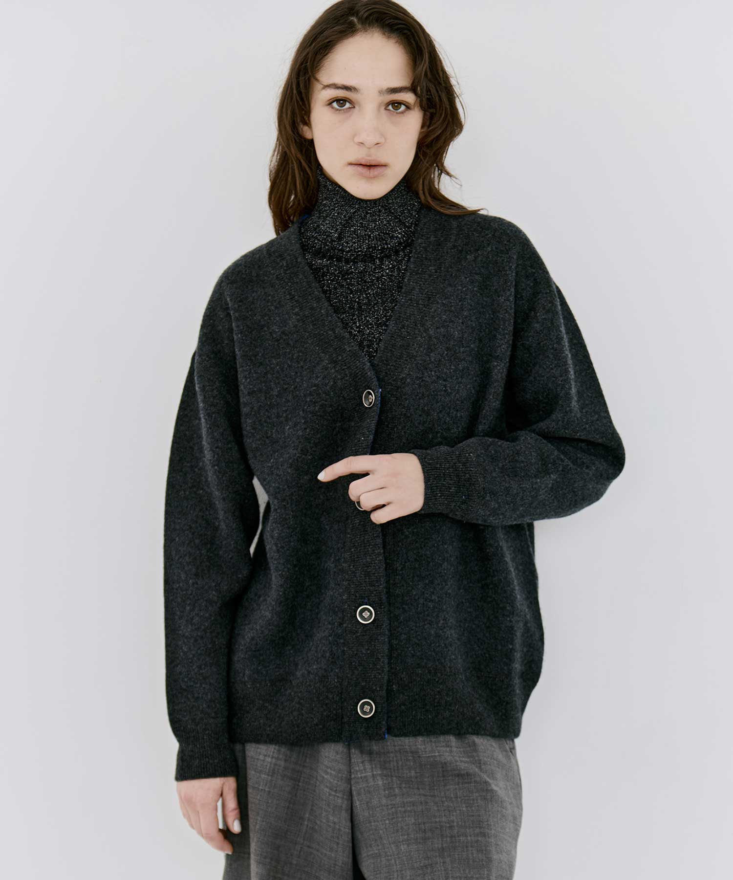 CASHMERE REVERSIBLE CARDIGAN(40 DARK GREY): THE TOKYO: WOMENS｜THE