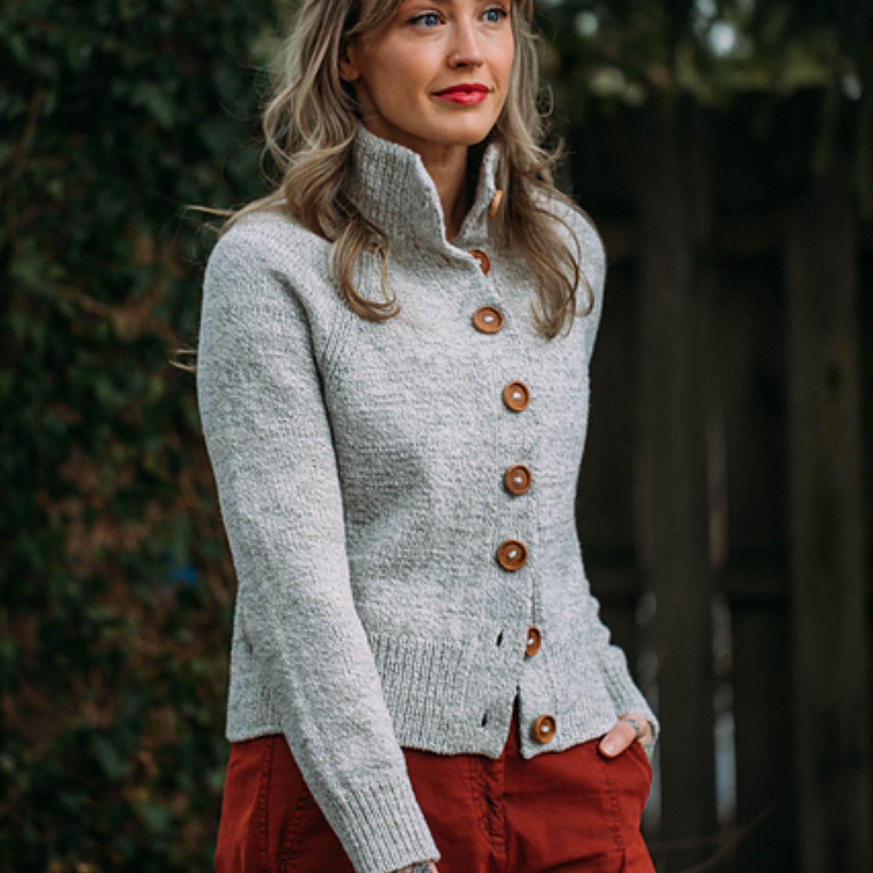 DRK Everyday Cardi by Andrea Mowry in Tweed Sport – The Woolly Thistle