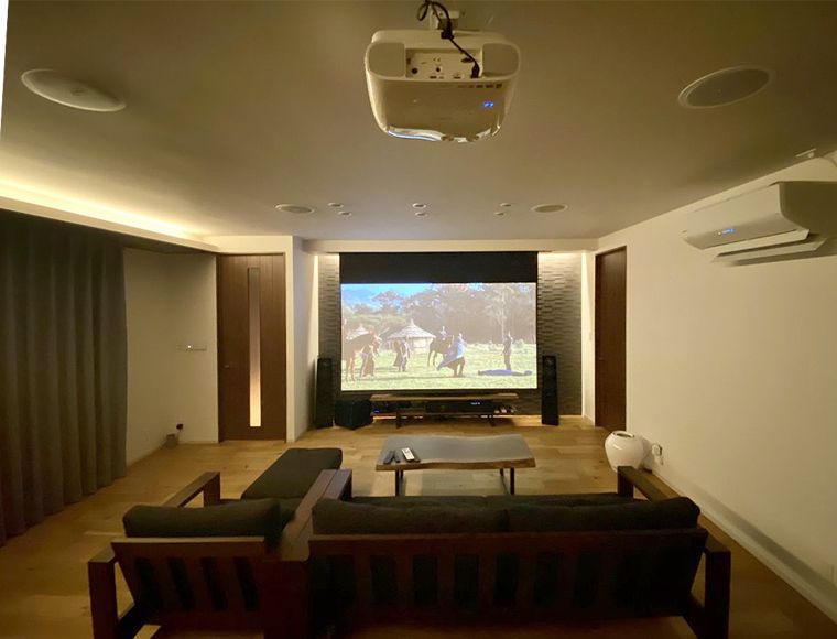 スマートホーム化に対応できて、素晴らしい商品 | プロジェクター