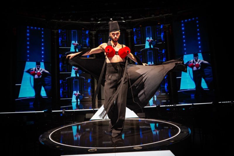 Jean Paul GAULTIER'S FASHION FREAK SHOW ファッションフリークショー