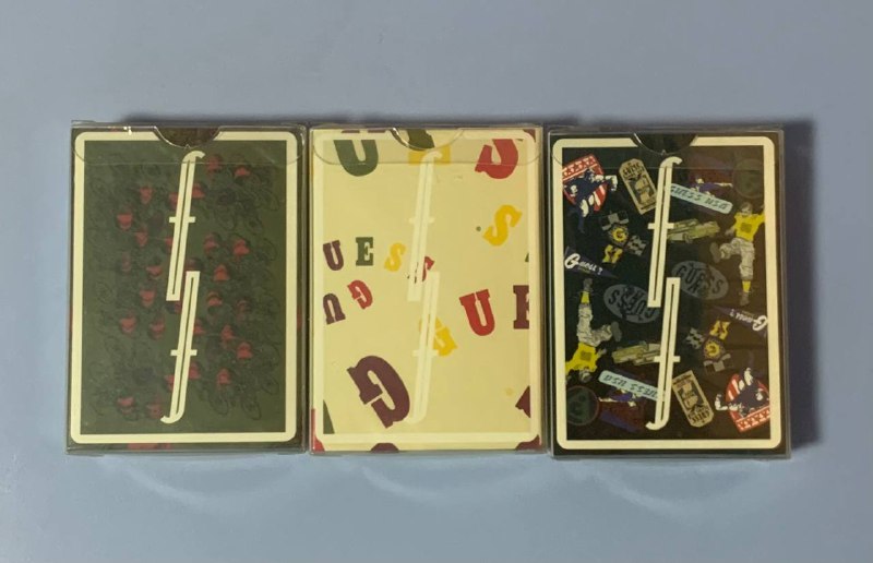 Guess Fontaine Playing Cards Set – The Cardpenter