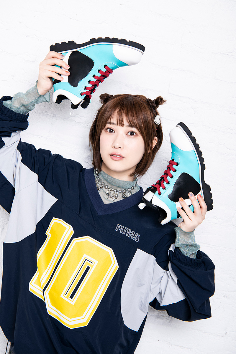 ブルーアーカイブ -Blue Archive-]カズサのスニーカー | 【THEキャラ