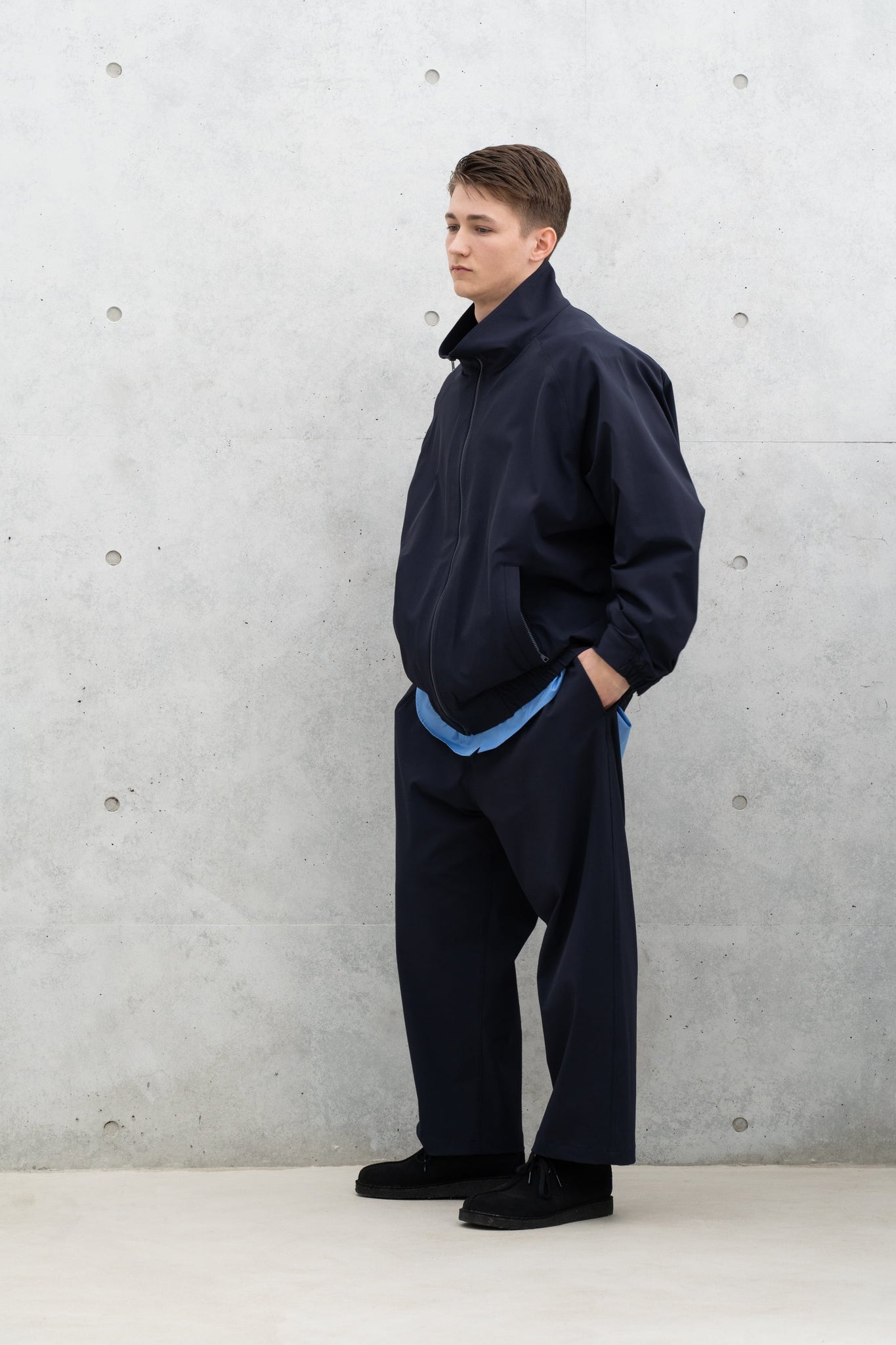 COMFORTABLE SOFTSHELL TRACK JACKET – THE DAY