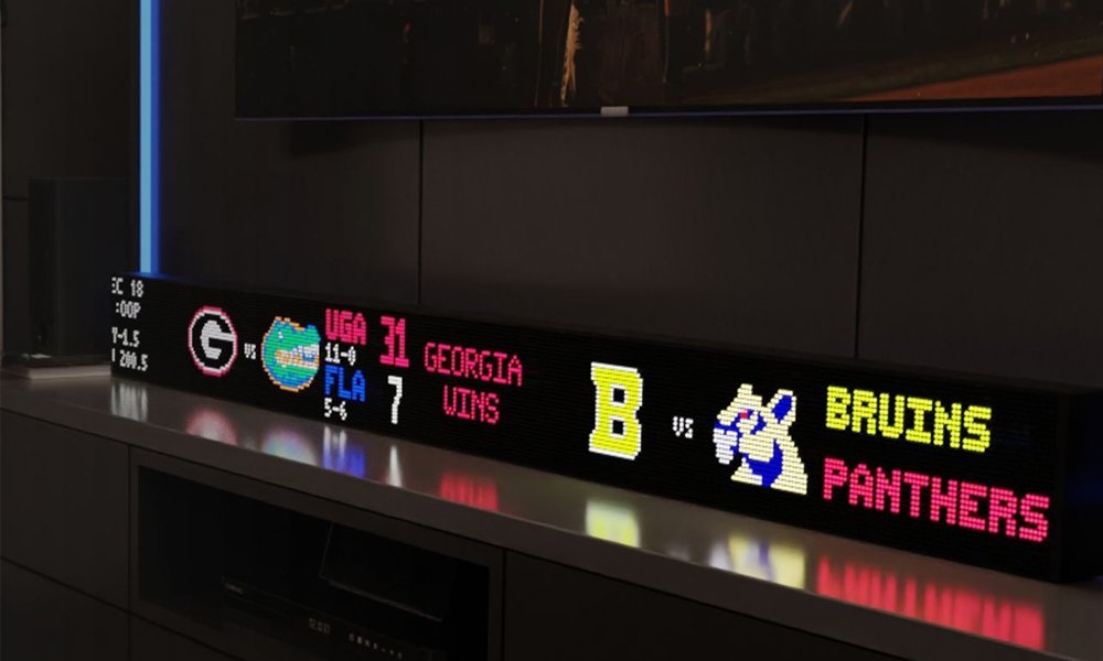 GLANCE SCROLL: The All In One Scrolling LED Ticker - The Gadget Trend
