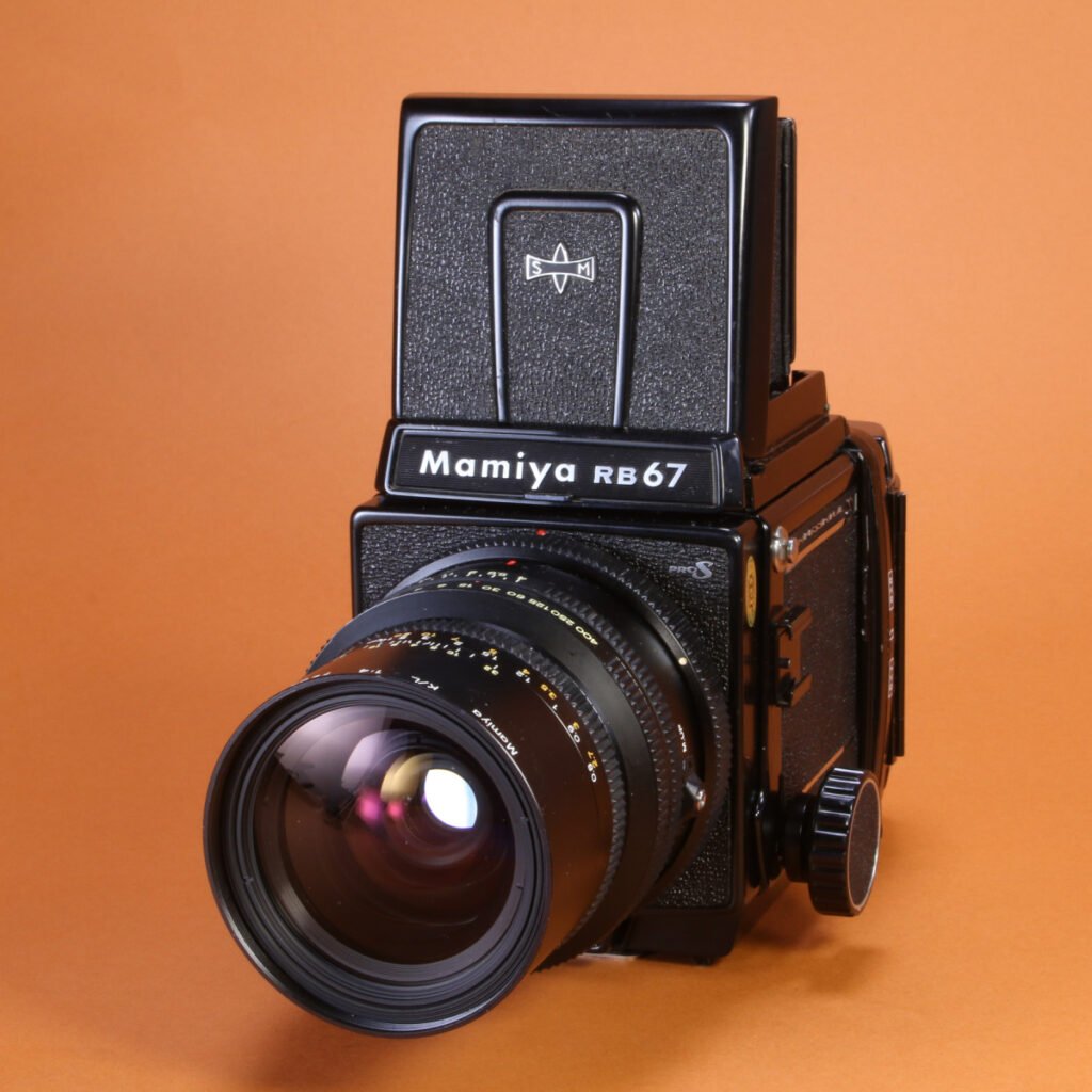 Why the Mamiya RB67 Is a Glorious, Heavy Beast You'll Fall in Love