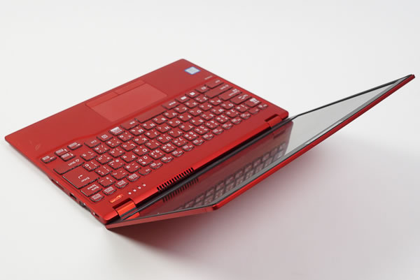 LIFEBOOK WU2（UH-X）の実機レビュー - the比較