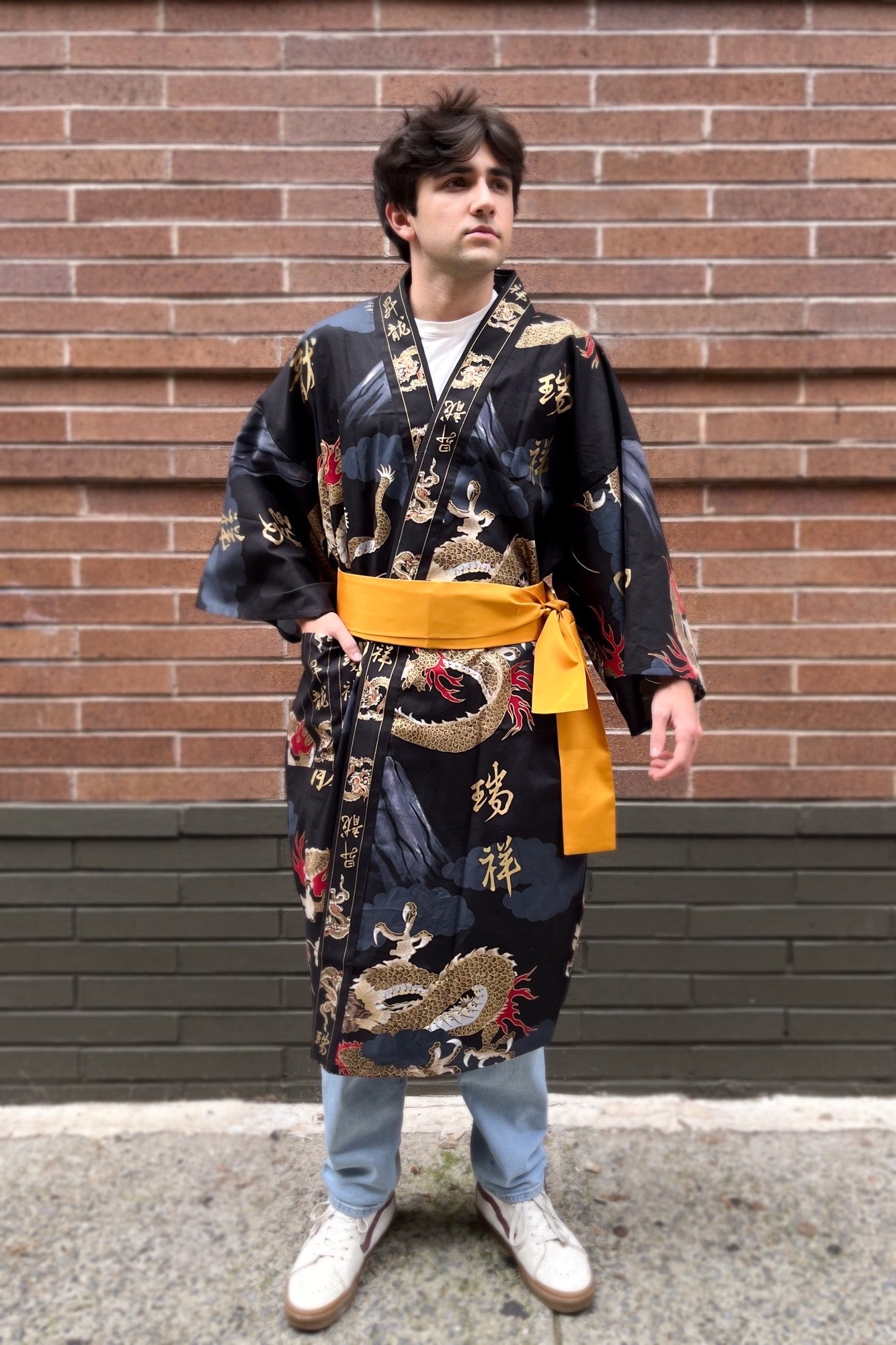 Kimono Robe-Golden Dragon and Mt. Fuji – Kimono House NYC
