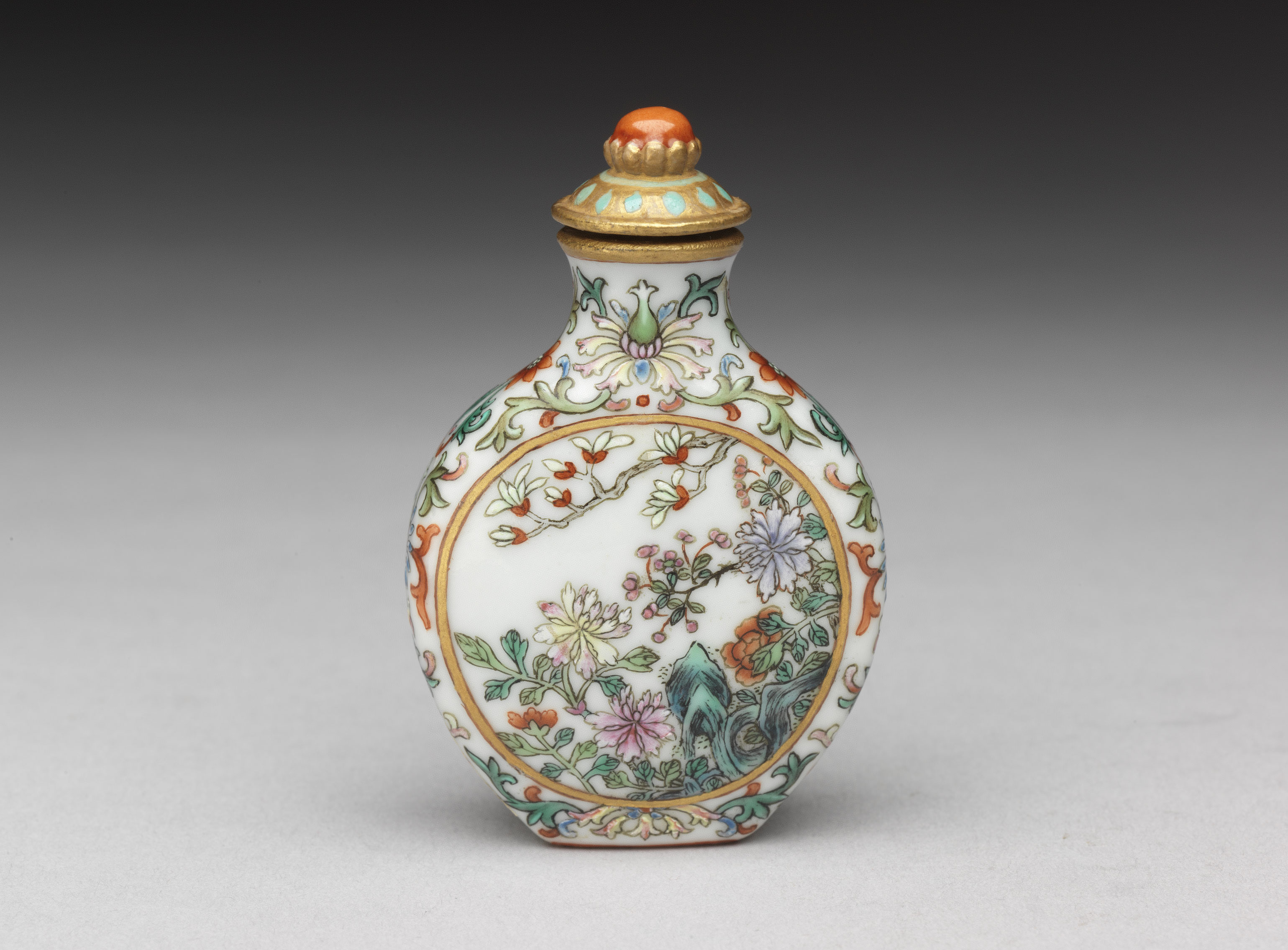 士拿乎—清宮鼻煙壺的時尚風潮-藝