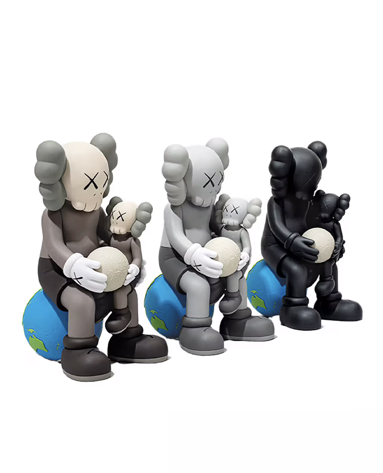 Kaws:ホリデー タイランド ドール グレー - KAWS | THÉM