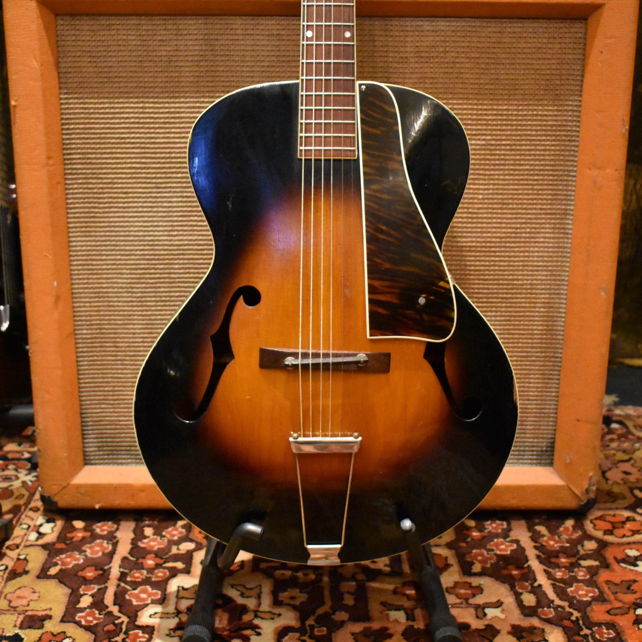 Vintage 1937 Kalamazoo Gibson KG31 Guitar inc Hard Case -
