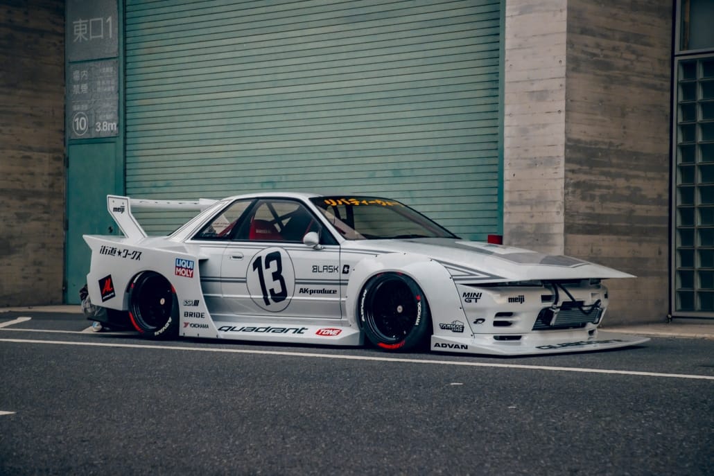 Liberty Walk LB-Kaido Works R32 - The Performance Company